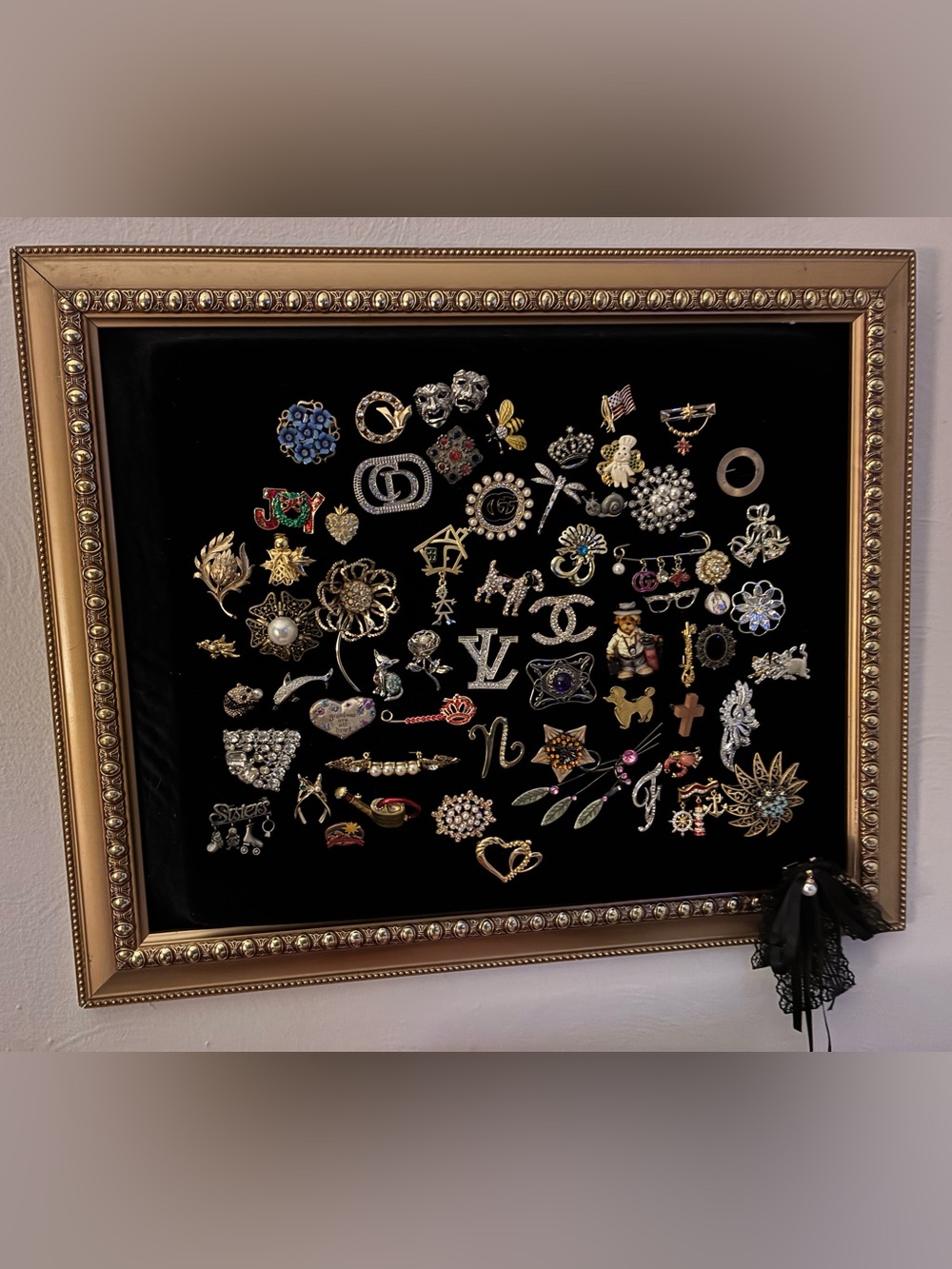 Gold Framed Black Velvet Brooch Jewelry Display Wall Art.. w/ Brooches Included!